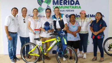 Bicicletas, cascos con linternas y equipo de seguridad para el proyecto turístico “Camino del Mayab”