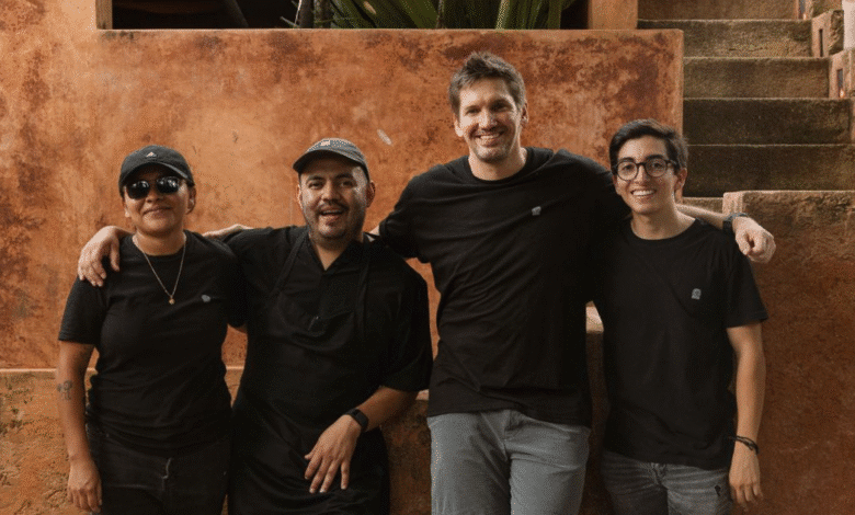 kanchÉ en izamal reúne coctelería internacional y sostenibilidad con nico de soto y josé luis león