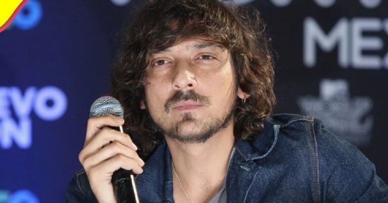 Bajan del avión a León Larregui, acusa a Air France (Foto de internet)