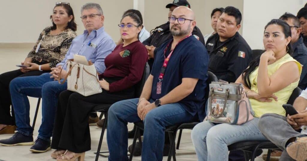 policías municipales de yucatán reciben capacitación para intervenir en crisis psicosocial (1)