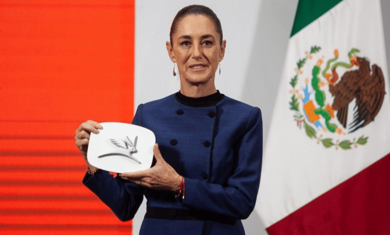 Presentan emblema de Olinia; en septiembre se conocerá diseño de vehículos eléctricos