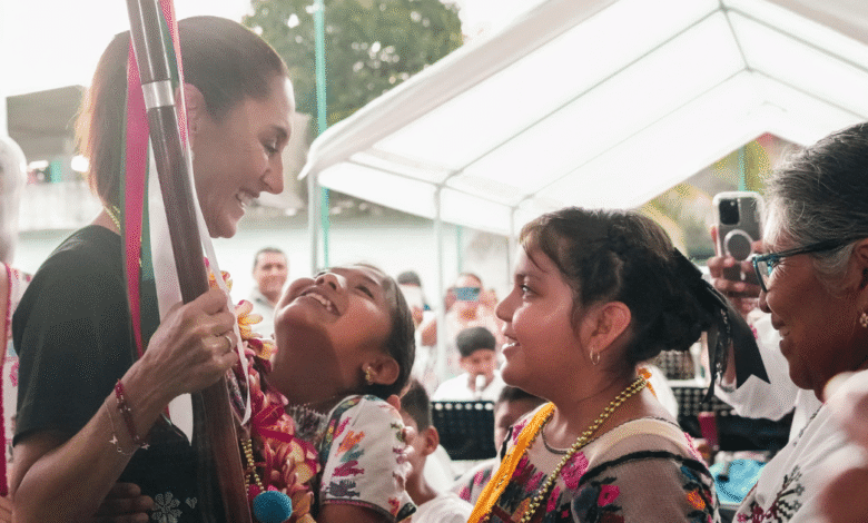 El Gobierno de México invirtió 916 mdp en beneficio de 83 comunidades del Pueblo Amuzgo localizadas en 3 municipios de Guerrero y dos de Oaxaca con una población de 67 mil 291 personas