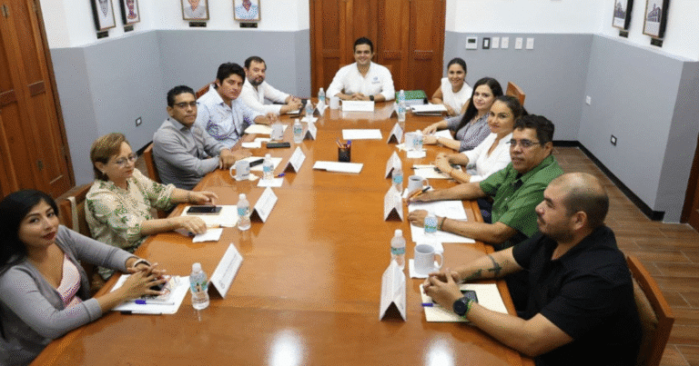 rihani gonzález arranca programa de reconstrucción vial en comisarías de progreso