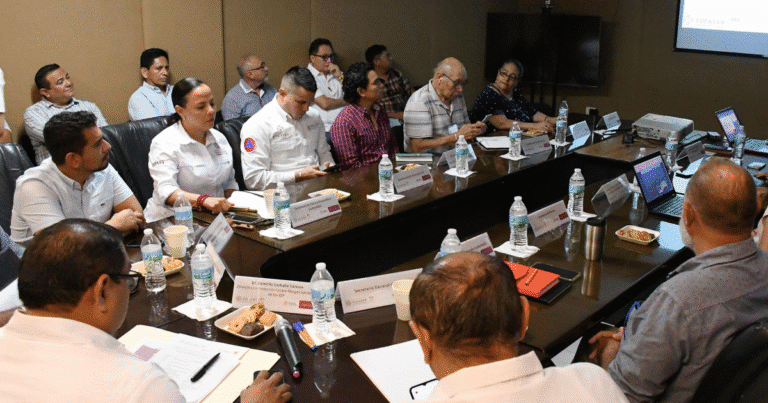 yucatán refuerza acciones interinstitucionales ante la marea roja