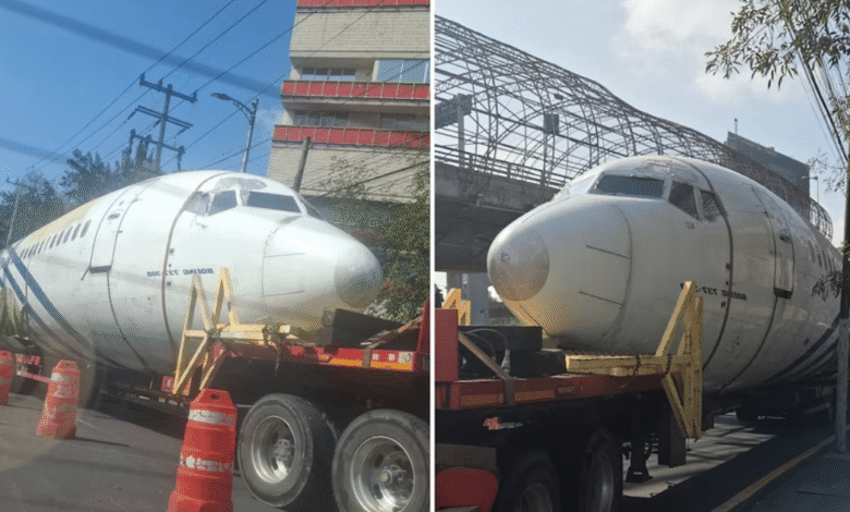 Avión en Periférico Sur genera asombro y caos vial en CDMX