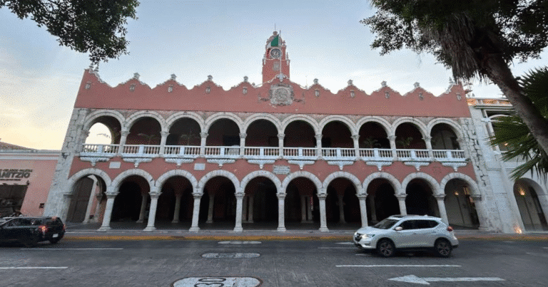 ayuntamiento de mérida informa sobre servicios municipales en día inhábil por fiestas patrias