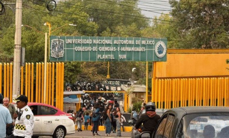 Comunidad del CCH Sur rinde homenaje a estudiante asesinado