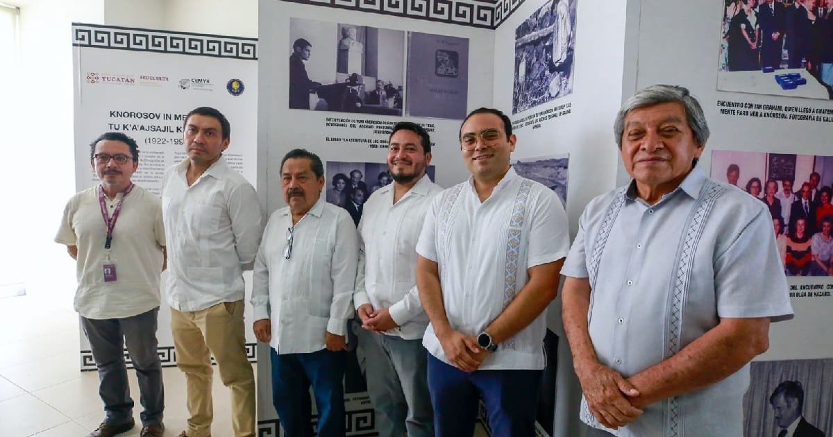 Inauguran en el Congreso de Yucatán exposición epigrafista de la cultura maya