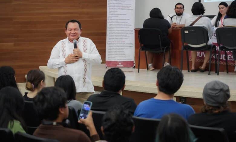Renacimiento Maya impulsa educación universitaria con becas Juventudes Renacimiento