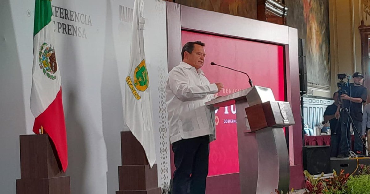 Gobernador Joaquín Díaz Mena anuncia iniciativa para reformar la Ley Isstey