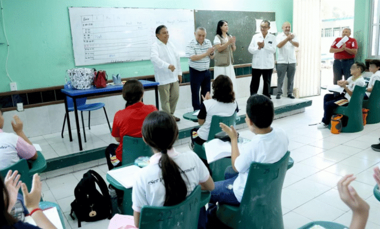 más de 594 mil estudiantes inician el ciclo escolar 2025 2026 en yucatán