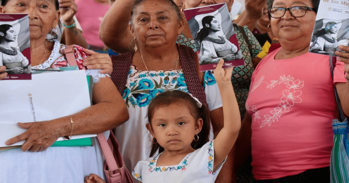 mujeres rurales de yucatán reciben respaldo jurídico y productivo con caravanas del gobierno