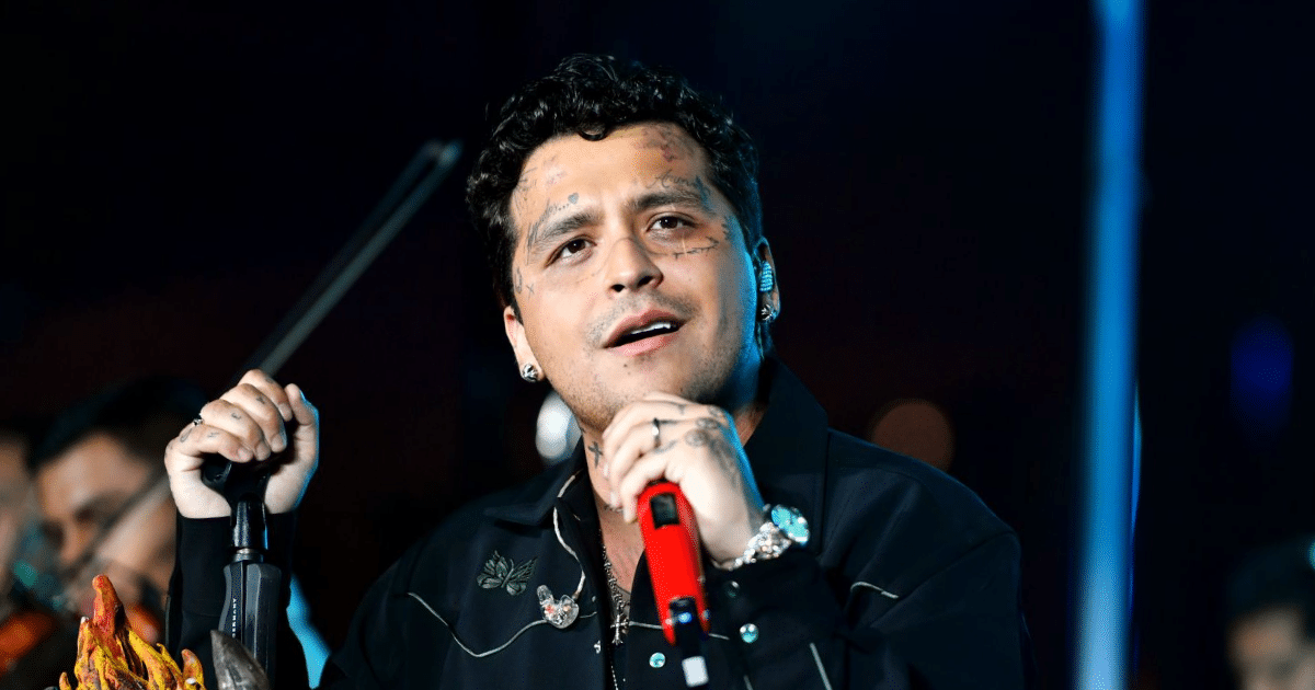 Nodal decide que Ángela no suba a cantar en su concierto