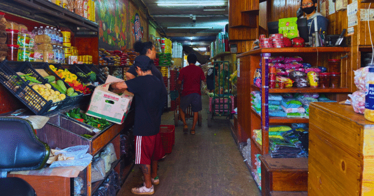 pequeños comercios de yucatán reportan repunte moderado tras fiestas patrias y regreso a clases