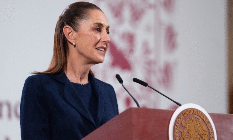 “Es poner orden y dejar de ver al agua como una mercancía", puntualizó sobre las iniciativas que serán enviadas al Congreso