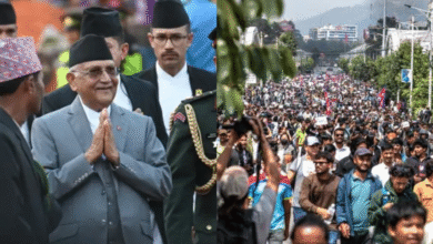 Primer Ministro de Nepal dimite en medio de protestas; el ejército llama a la calma