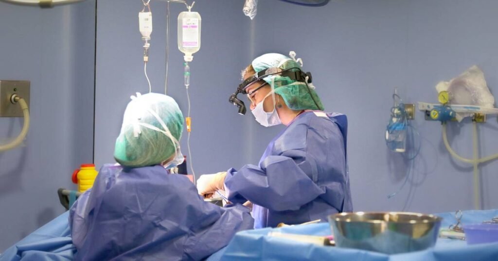 proponen ley nicole para prohibir tratamientos esteticos a menores 2