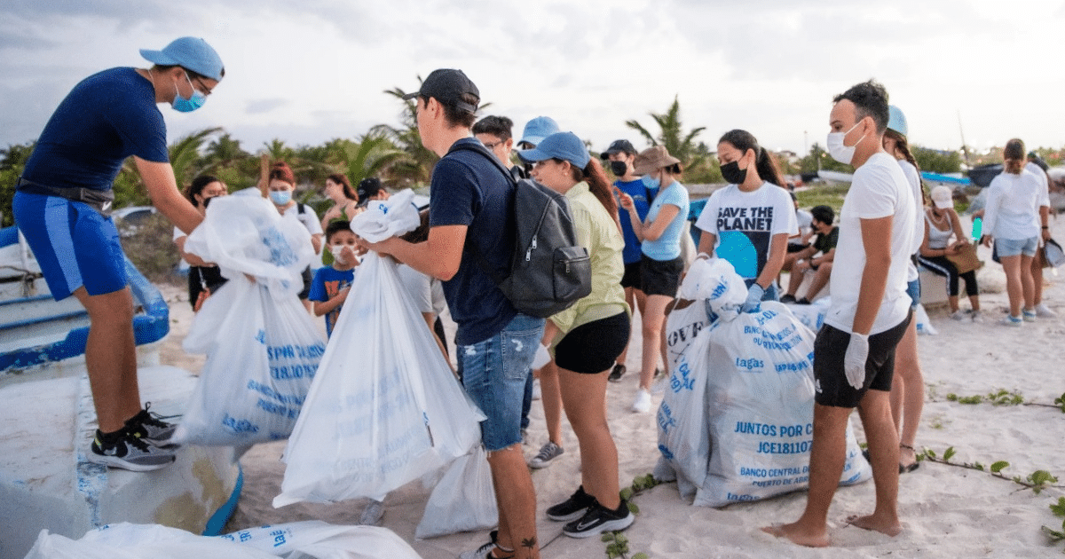 yucatán realiza megajornada de limpieza de playas en 14 puertos