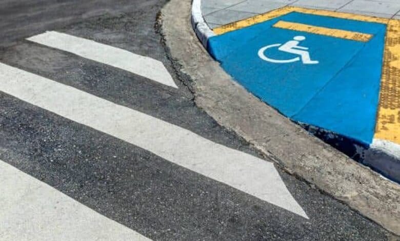 ahahCecilia Patrón anuncia programa para dotar de rampas a todos los parques de Mérida