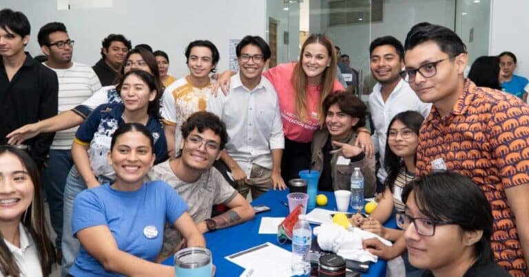 cecilia patrón construye con juventudes políticas públicas para prevenir adicciones (2)