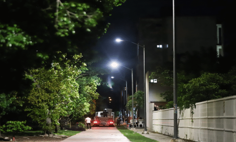 cecilia patrón ilumina más colonias de mérida con modernas luminarias led