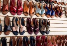 Clausuran negocio en Oaxaca por vender huaraches de piel de avestruz
