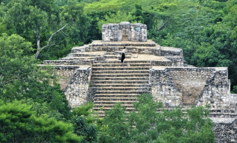 descubren en ek balam, yucatán, una inscripción que revela la vida y el poder de un rey maya