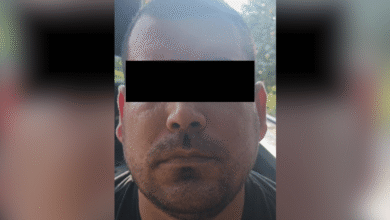 Durante un operativo coordinado por fuerzas federales y estatales en Michoacán, fue detenido Rigoberto “N”, alias “El Pantano”, señalado como responsable de extorsionar a productores de limón en la región de Apatzingán.