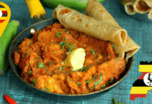 El plátano que es guarnición Matoke, el estofado ancestral que es el corazón de Uganda (Foto por Sanjana Feasts)