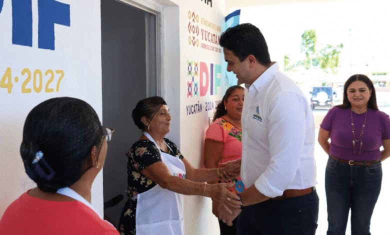 erik rihani supervisa mejoras en el comedor comunitario de chelem