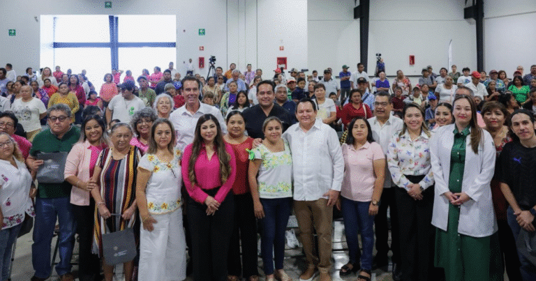 gobierno de yucatán entrega aparatos auditivos a más de mil personas, mejorando su calidad de vida