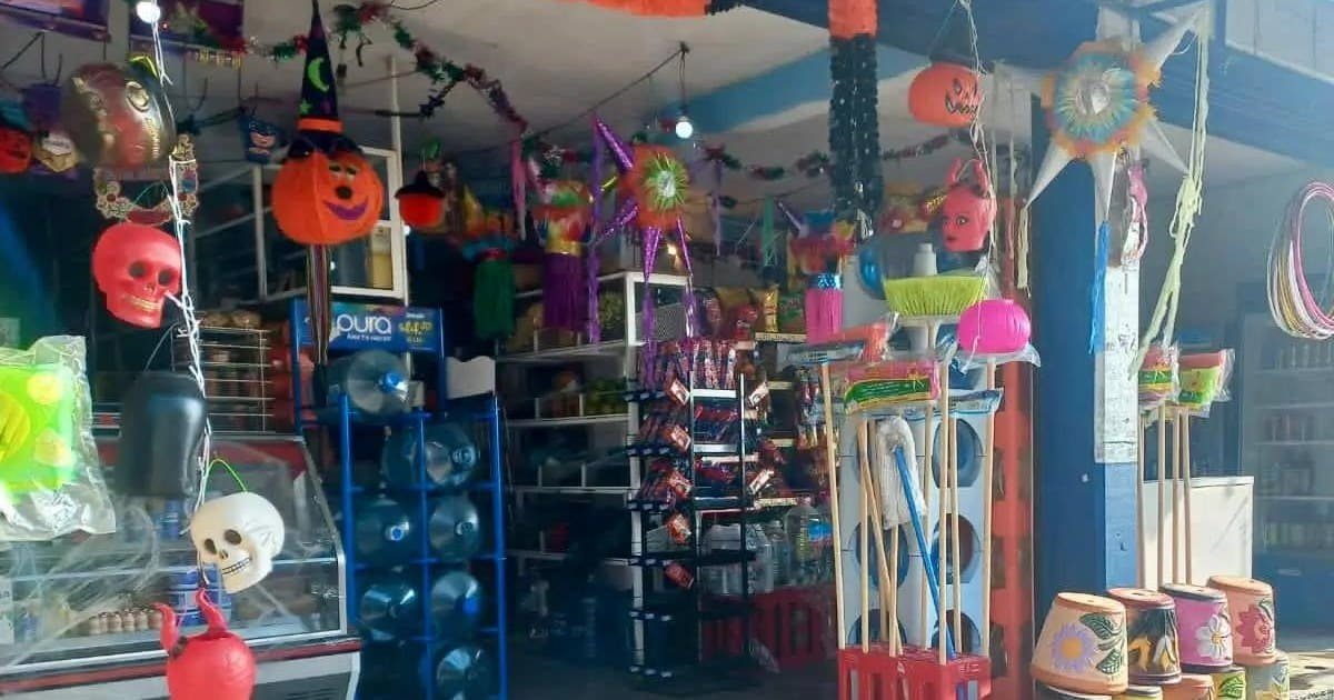Pequeños comercios de Mérida esperan repunte por Día de Muertos