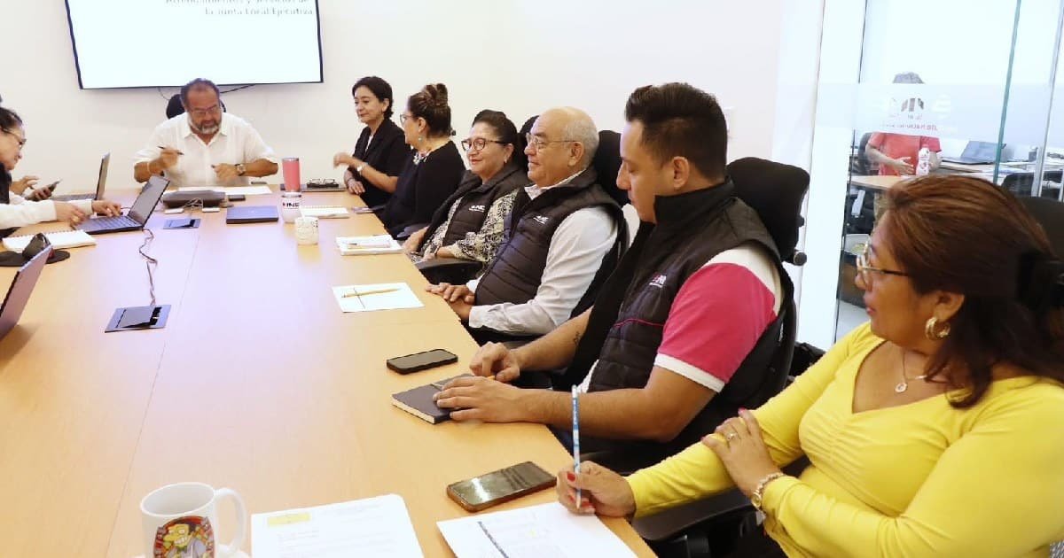INE Yucatán participa en mesas de análisis sobre la reforma electoral