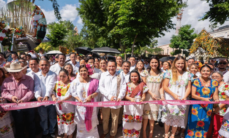 Janal Pixan 2025 Inauguran la Gran Muestra de Altares en Mérida, Yucatán