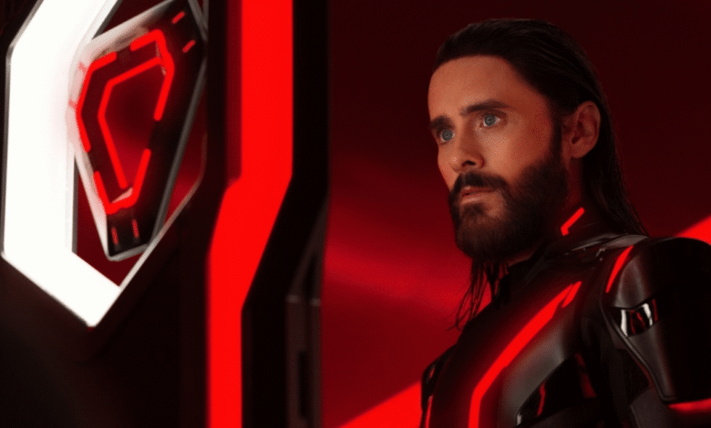 Jared Leto protagoniza Tron Ares como mesías digital