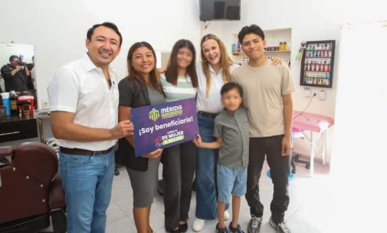 Crece el emprendimiento de las meridanas con el programa “De Mujer a Mujer”