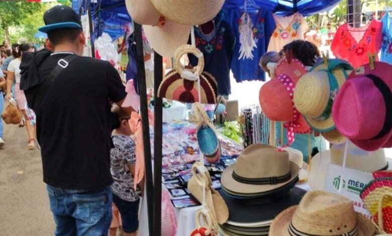 mercadito mérida impulsa a más de 150 emprendedores con espacios gratuitos en plazas y parques
