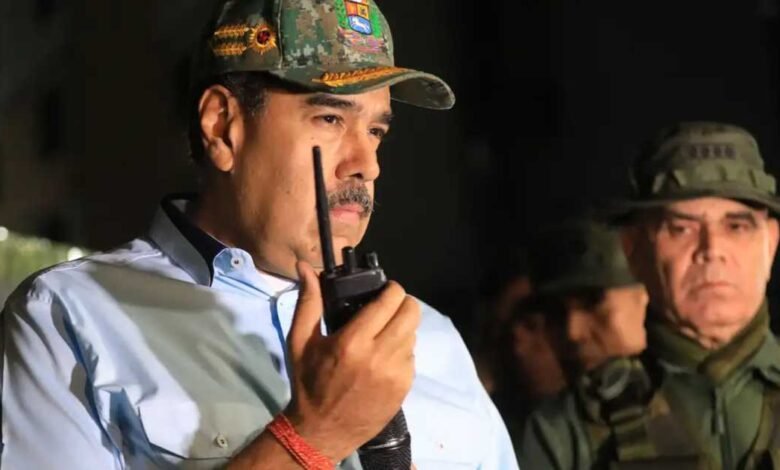 Nicolás Maduro inicia movimiento militar en cinco estados