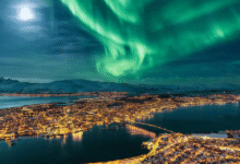 Noruega se consolida como uno de los destinos naturales más impresionantes del mundo. El país ofrece un contraste cautivador entre el dinamismo urbano de Oslo y la belleza icónica de sus fiordos occidentales (Patrimonio de la Humanidad por la UNESCO).