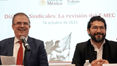Organizaciones sindicales independientes entregaron formalmente un documento de recomendaciones a los titulares de la Secretaría de Economía, Marcelo Ebrard, y de la Secretaría del Trabajo y Previsión Social (STPS), Marath Bolaños, en el marco de los "Diálogos Sindicales" para la revisión del T-MEC.