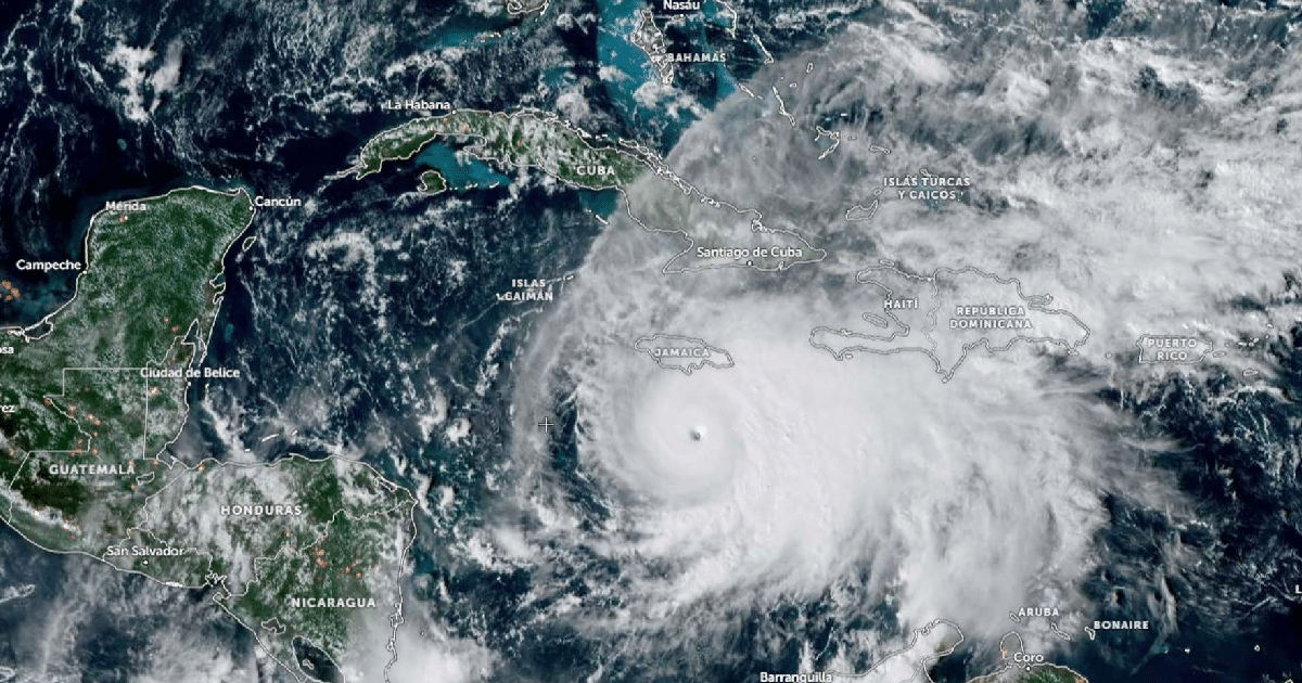 El huracán Melissa alcanzó la temida categoría 5, la máxima en la escala Saffir-Simpson, y se dirige directamente hacia Jamaica, donde se espera que impacte con fuerza devastadora la mañana de este martes 28 de octubre de 2025.