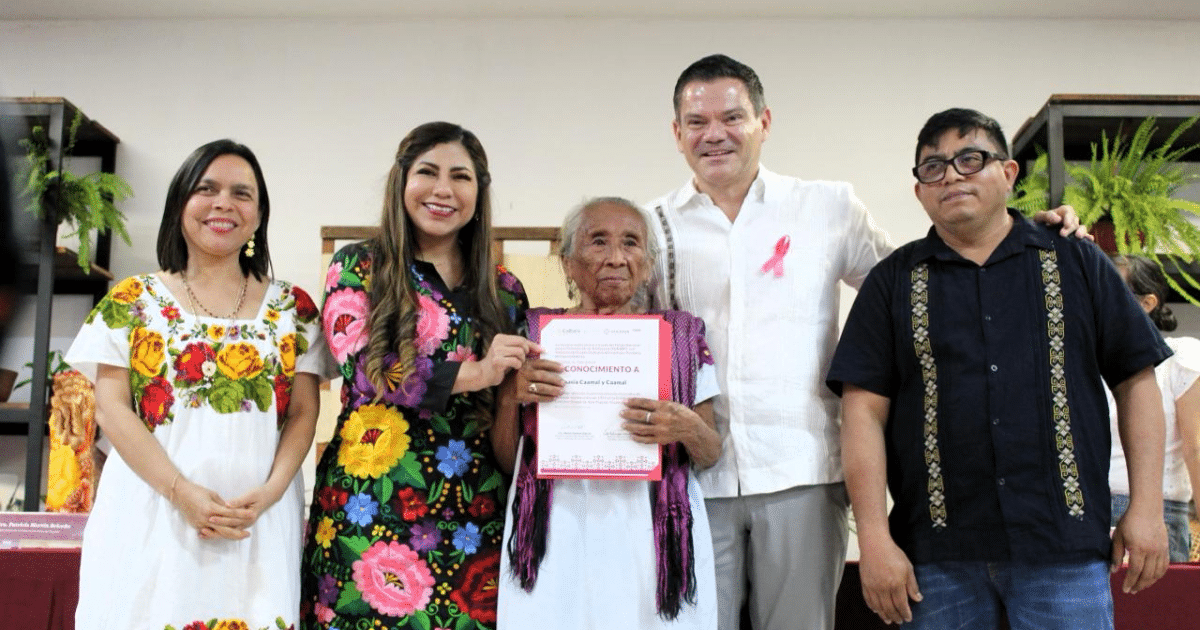 Reconocen en Yucatán la excelencia del arte popular y el bordado tradicional