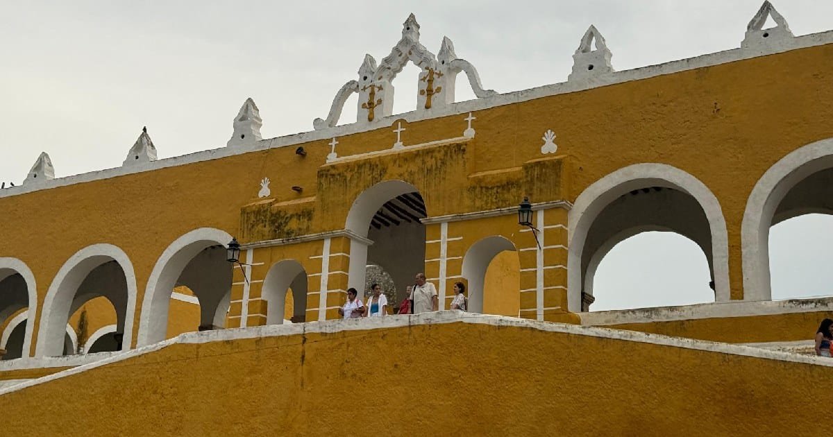 Izamal registra crecimiento turístico de más del 150% y se consolida como destino clave del Tren Maya