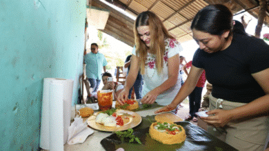 Comparte la alcaldesa con familias de las comunidades del sur la cultura gastronómica