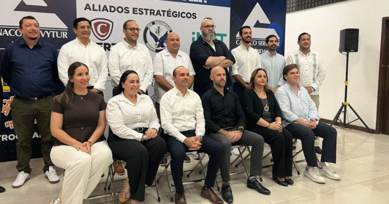 canaco mérida presenta comité de escuelas de educación superior