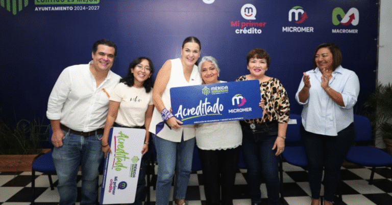 cecilia patrón impulsa la economía local con la entrega de nuevos créditos municipales