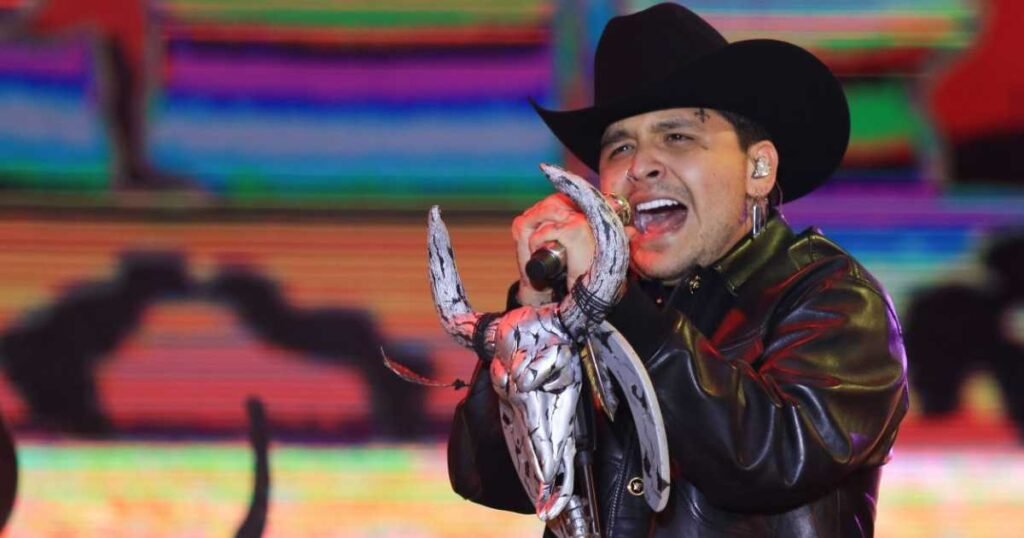 christian nodal criticado por su cantar en ingles durante concierto en texas 2