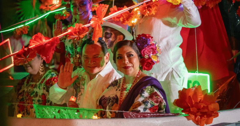 gobernador joaquín díaz mena encabeza celebración del camino de Ánimas en río lagartos