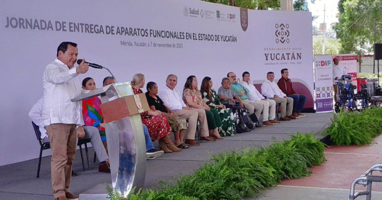 gobernador joaquín díaz mena entrega más de 2 mil aparatos funcionales