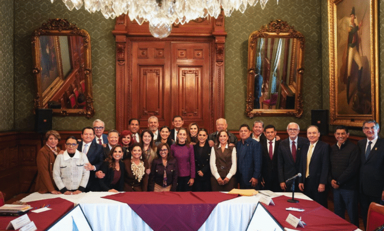 joaquín díaz mena y claudia sheinbaum revisan avances del renacimiento maya